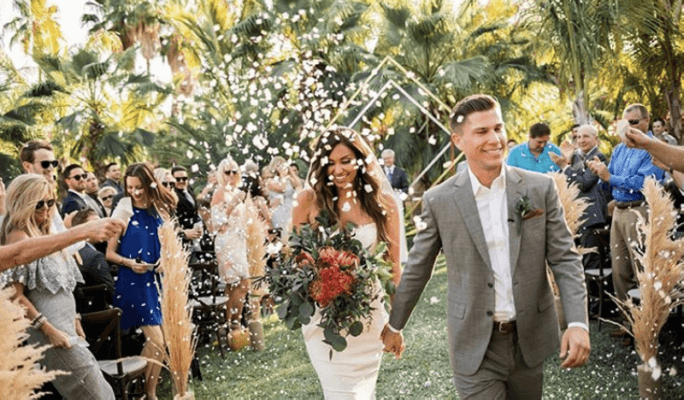 What a Destination Wedding in Cabo Really Looks Like